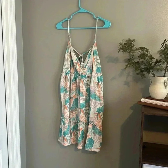 SO Juniors Tiered Tie Back Tropical Vacation Dress - Picture 2 of 5